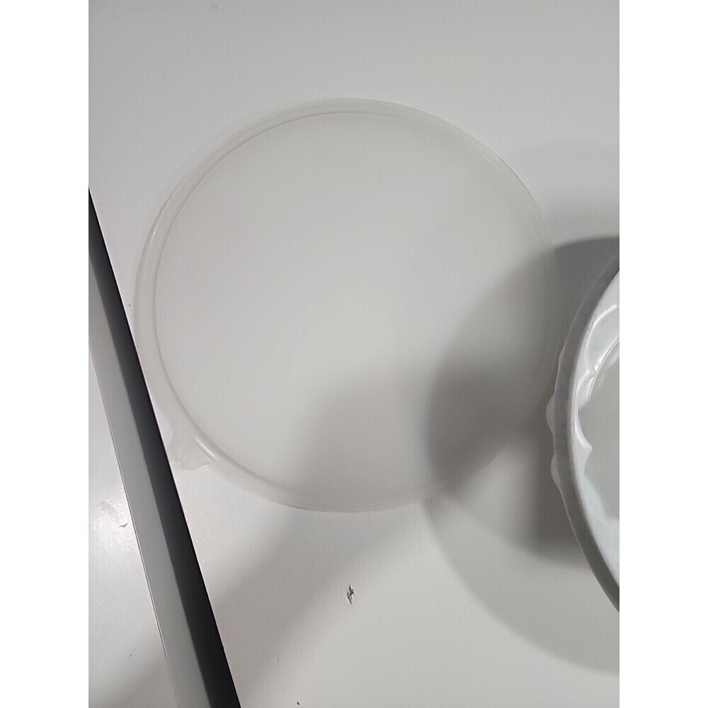 Tupperware Vintage Jello Mold with Lid - White Grey- 1201-11, 1202-4, 1203-6 - Picture 4 of 5